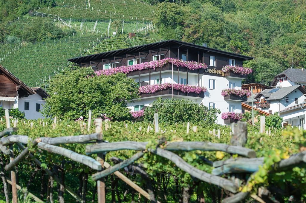 Seeberg Garni Hotel Caldaro Exterior photo