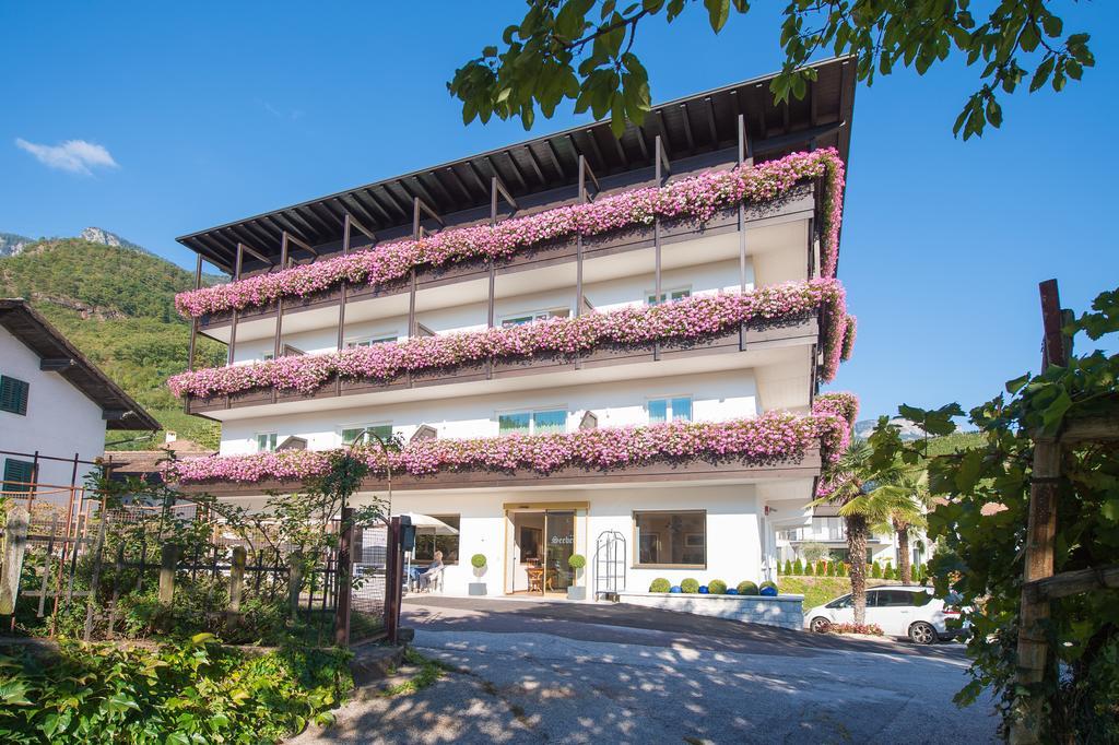 Seeberg Garni Hotel Caldaro Exterior photo